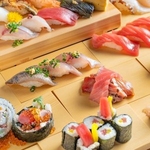 毎朝仕入れる新鮮な魚を提供する海鮮居酒屋「博多の魚屋 せんせんせん」の料理画像